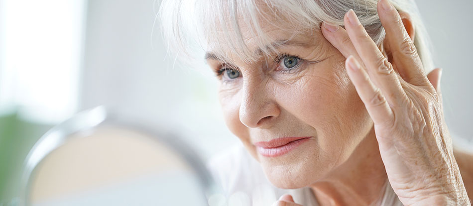 Best-Skincare-Products-in-Your-60s