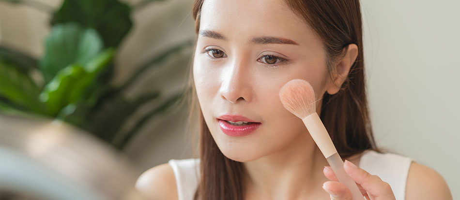 is-mineral-makeup-better-than-regular-makeup